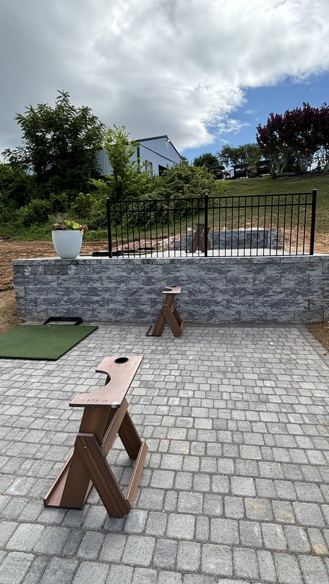 GolfSuper2GM's tweet photo. Once again, our crew delivered in a big way with another summer project! We completely transformed our driving range tee line with a new paver pad, creating a cleaner look and a better experience all for under $7K ⛳💪 @GCSAA #GolfCourseManagement #DrivingRange #TeamWork https://t.co/bzAse4wI2h