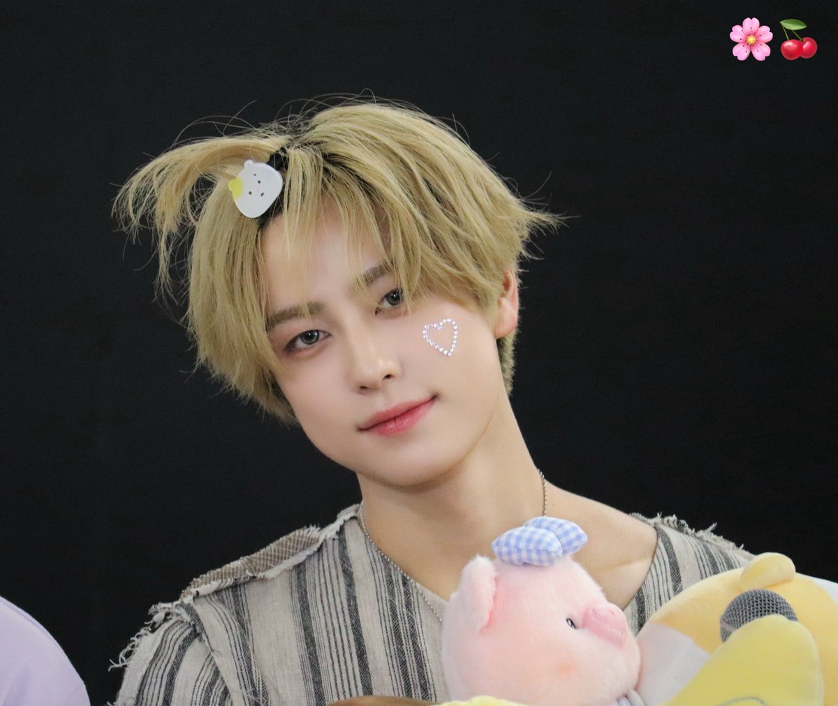 STAR_TAKIo5o4's tweet photo. 260801 &amp;TEAM We on Fire スプサ

🍼🐹
#TAKI #타키 #andTEAM_TAKI
#andTEAM #앤팀 https://t.co/D8RBPkf9pZ
