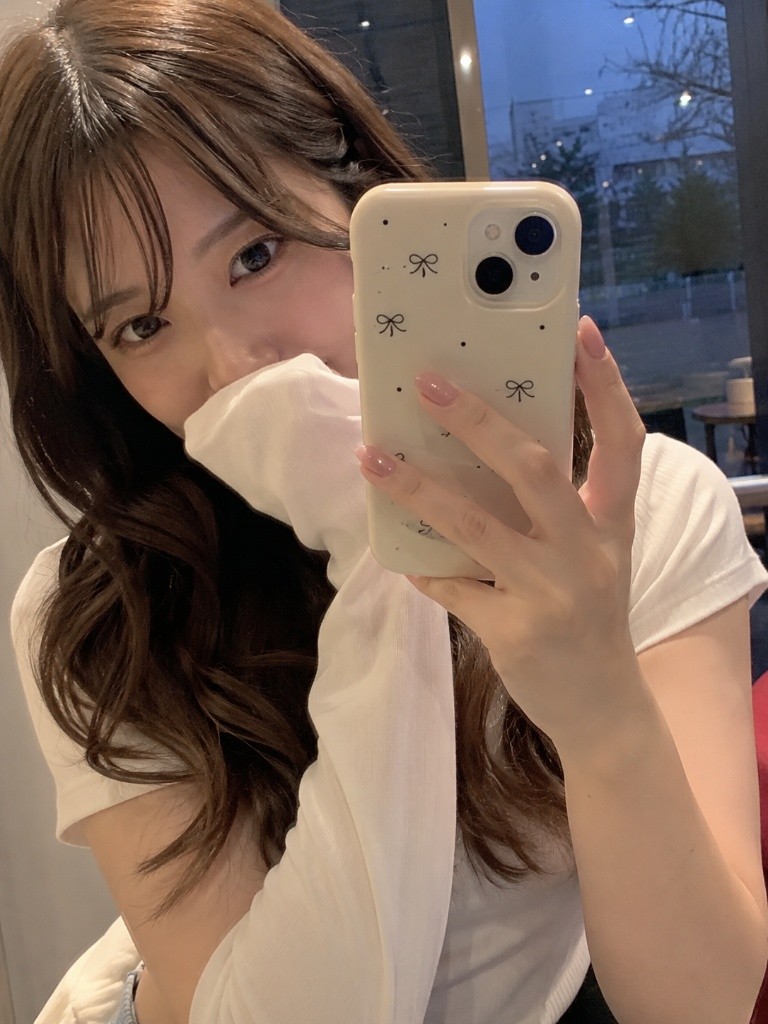 oenside's tweet photo. フォロワーさん欲しいから顔出し！笑
多分1日経ったら消すーー https://t.co/FxpuxaHmfO
