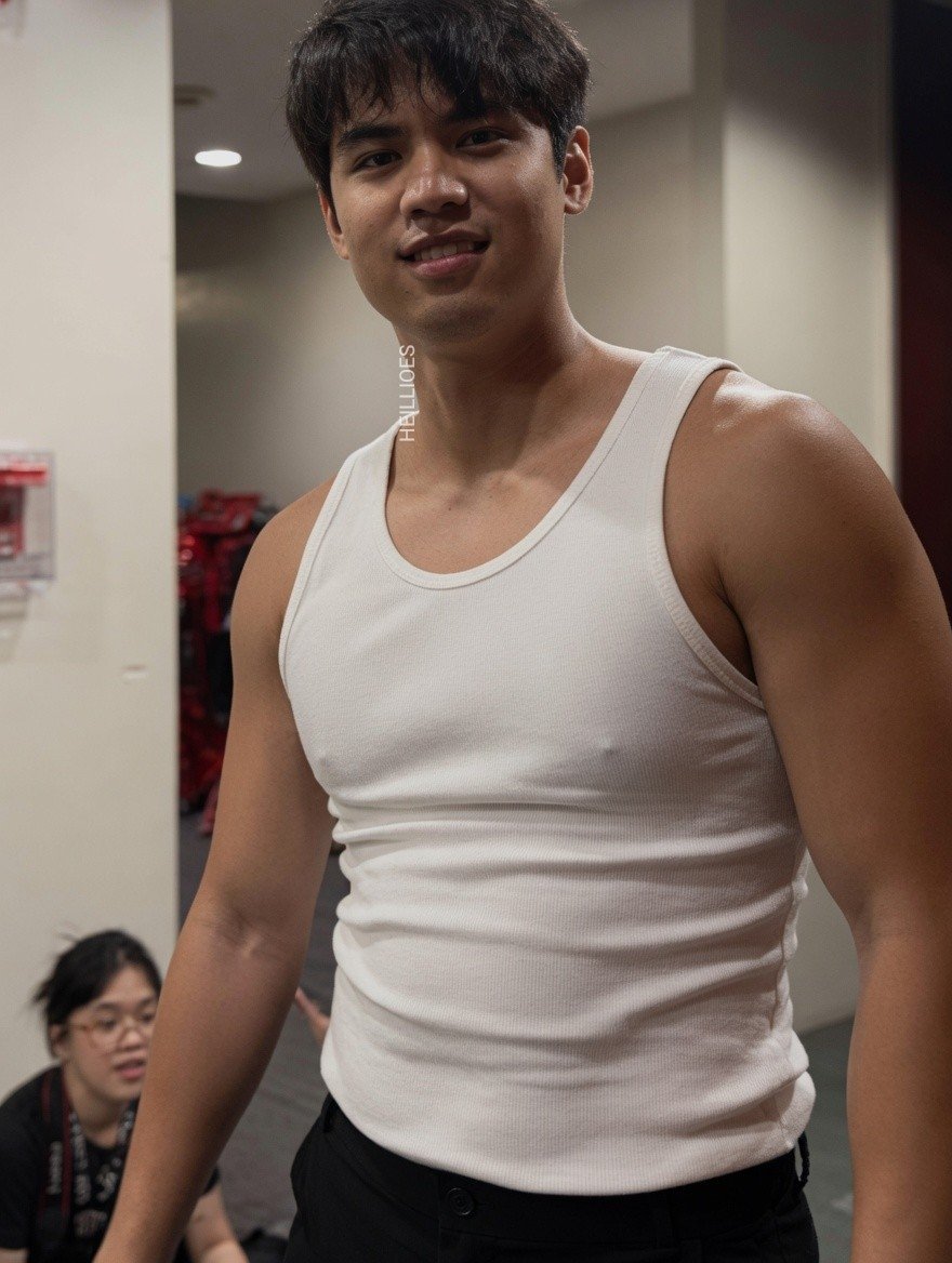 heillioes's tweet photo. ugh big boy EMILIO 🥵 https://t.co/KoyHBOH0In
