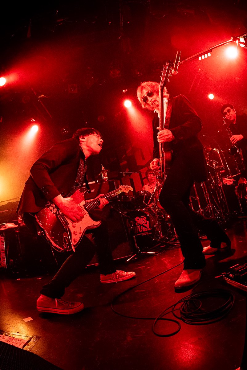tokyoskaj's tweet photo. 🎪VerSus Carnival🎪
7/31(金)@ HIROSHIMA CLUB QUATTRO

#浅井健一 さんとの対バンライブ⚡️
スカパラステージにて浅井さんに2曲
ご参加いただきました！
加藤隆志と茂木欣一はなんと
「SALINGER」に参加🎸🪇
ライブ後もひたすらに興奮冷めやらずな
メンバーでした🔥

🎸🎙️盗まれたZIPANGU
🎸🎙️ガソリンの揺れかた

📸 井本翔太(@is_creatorteam)
#スカパラ