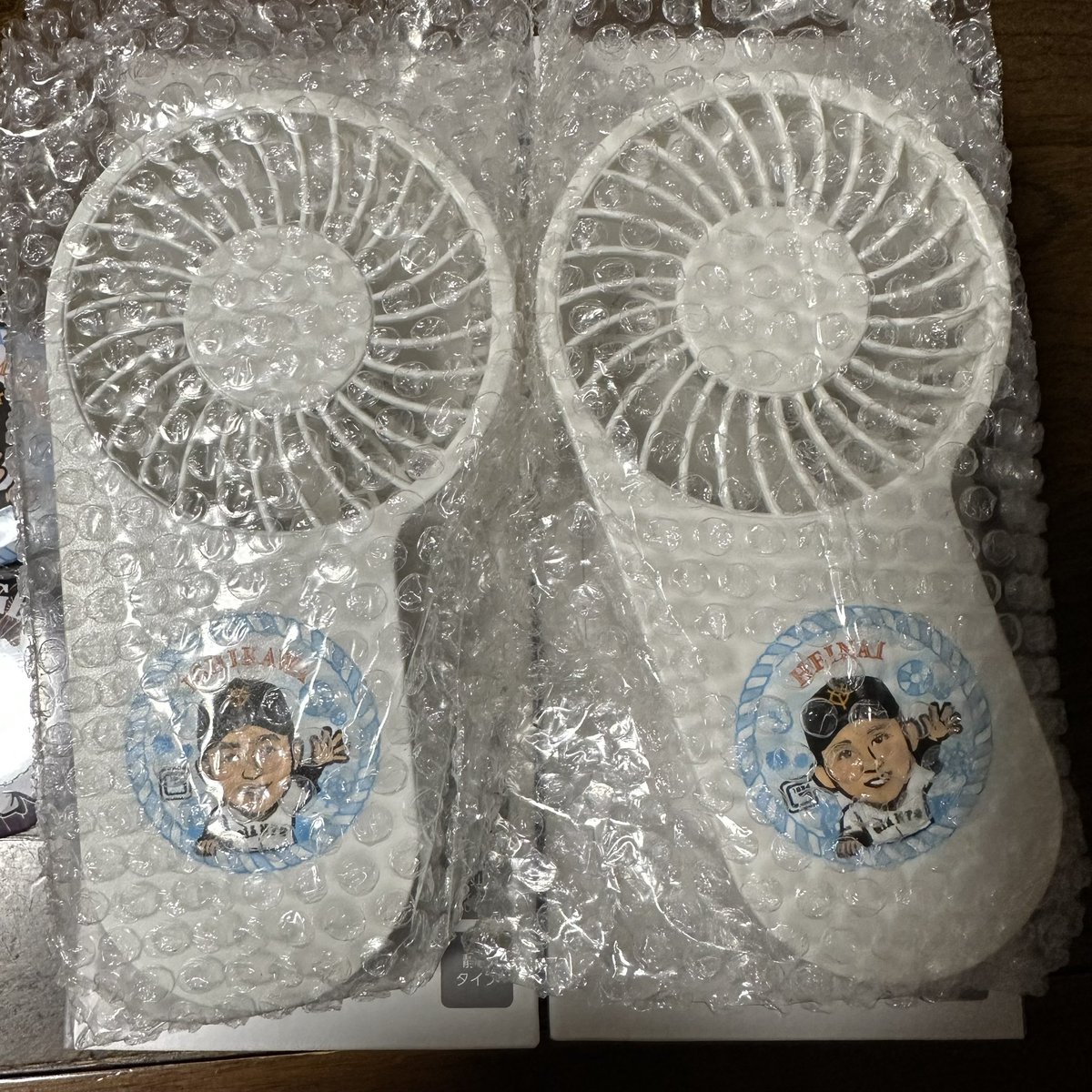 _osaru_037's tweet photo. ジャイアンツ ガチャ 交換

譲 6.13.19.40.65.66
求 59 優先 51 缶バッチ
SR 40.59.51.52 他選手検討致します！
ひまわりの中山缶バッチも求めてます！
13.19まとめてのみ買取可⭕️ https://t.co/hcNdHj2h8c