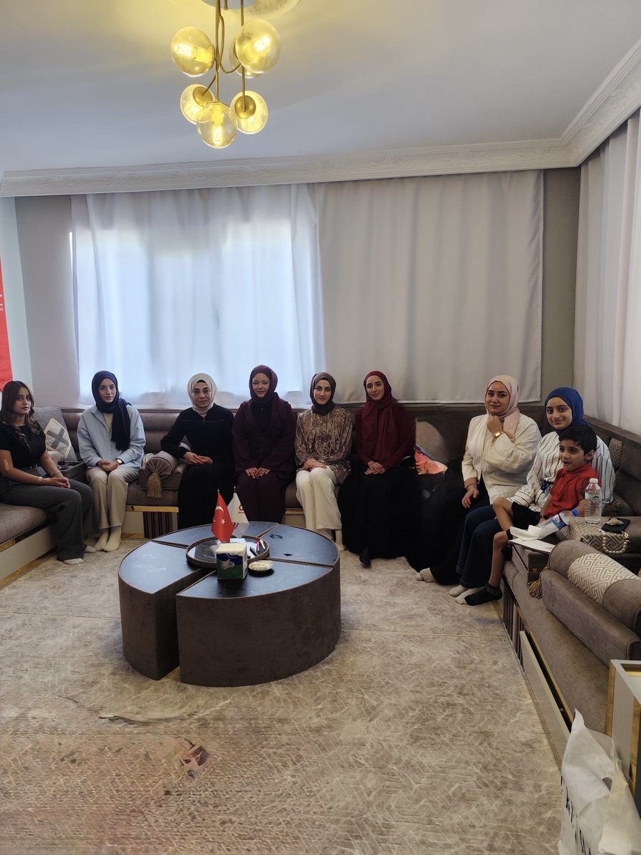 batmanonder72's tweet photo. Batman ÖNDER  Kadın Komisyonu olarak “Bir ��ay, Bir Muhabbet, Çokça Samimiyet” sloganıyla gerçekleştirdiğimiz programımızda  yeni dönem çalışmalarımız öncesinde gönül bağı kurmak ve tanışmak maksadıyla bir araya gelerek istişarede bulunduk. 
#önder #önderbatman #önderihl https://t.co/0K5wiqFslm