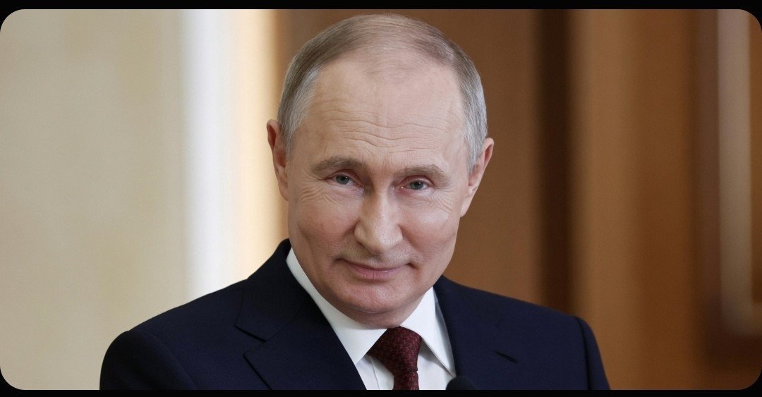 Rusia_HD's tweet photo. Do you believe Vladimir Putin has elevated Russia’s global standing ?

🟢. Yes 
🔴. No https://t.co/1YQifosnHA
