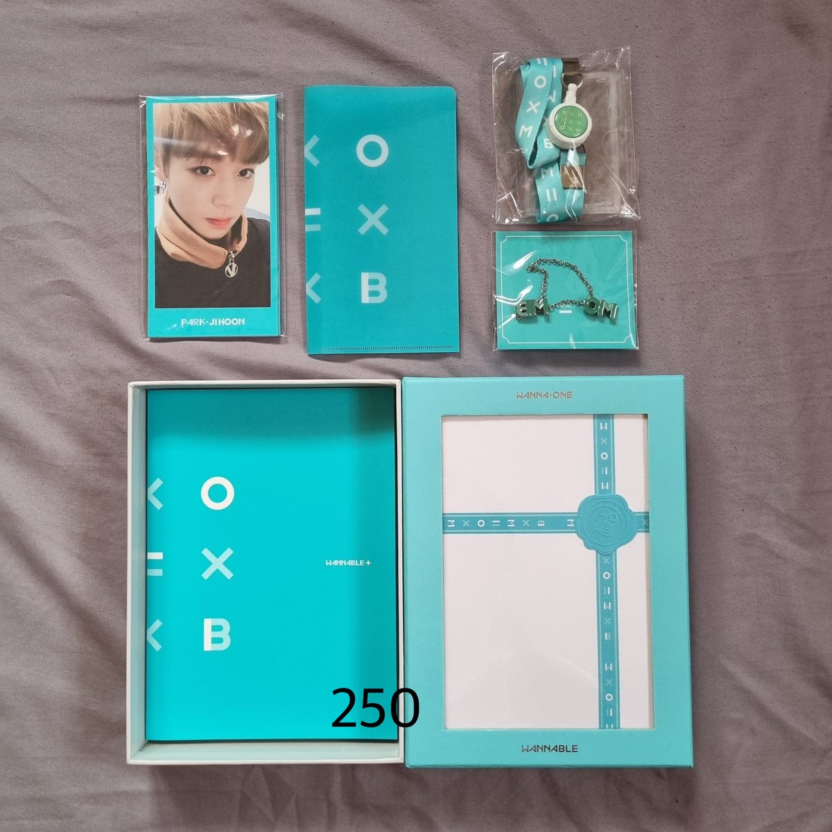 _014939's tweet photo. ส่งต่อ ของสะสม Wanna One อัลบั้ม ออลจีฮุน (ยกเว้น NWY) official fanclub kit ฟตบ สภาพดี สอบถามหรือขอดูรูปเพิ่มเติมทาง dm ได้ค่ะ💗 #ตลาดนัดMAY #ตลาดนัดPARKJIHOON #ตลาดนัดWANNAONE https://t.co/AGfPs6H4Mu