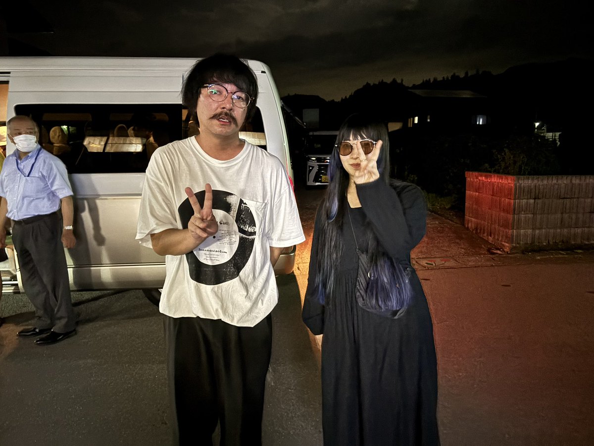 SetagayaPinponZ's tweet photo. 本日、山形朝日町・若宮寺、寺フェス。観て下さった皆様ありがとうございました。
あの頃の自分がひとつ報われるような、そんな一日でした。 https://t.co/OXZEvFdpVT