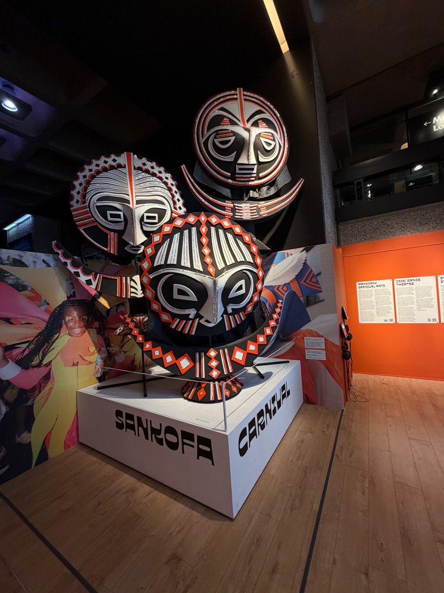 jobosonchisa's tweet photo. My Ojuju Font V2 in use for Sanfoka Carnival in the Barbaric Center, Central London 🥹🖤 https://t.co/Z4DWk4Rm72