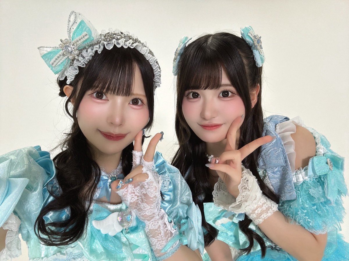 marino_nextaria's tweet photo. あのんさん🤍本当ーーにお顔も声もスタイルも女の子の理想が全部詰まっていて、生まれ変わったらあのんさんに生まれてきたいって何度も思ってます😭✨加入前にライブを見たとき、可愛さはもちろん、歌が上手すぎてびっくりしました😳‼️魅力だらけのあのんさんと一緒に活動できることが嬉しいです( ߹𖥦߹ )♡これからよろしくお願いします^っ. т^🤍
