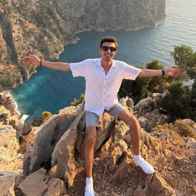 CannKskk's tweet photo. #YeniProfilResmi https://t.co/BGydny8H5j