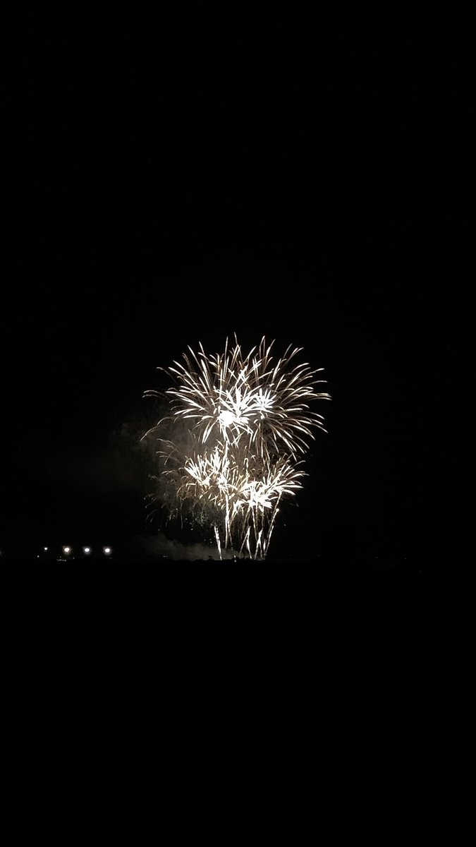 satidesu14's tweet photo. 花火🎆 https://t.co/pzGUgJZ9Jl