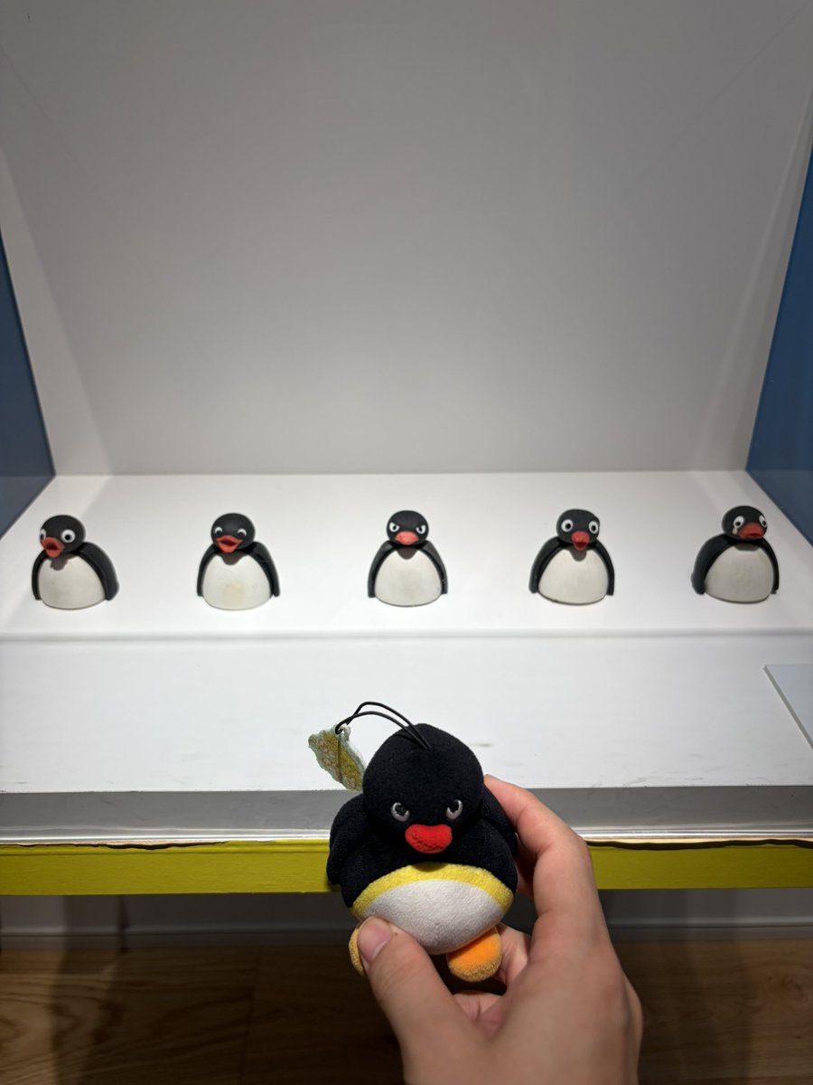 shu_range's tweet photo. ピングー展楽しかった〜🐧
買えなかったグッズあるから通販やってくれ〜 https://t.co/dtjiAWgSMW
