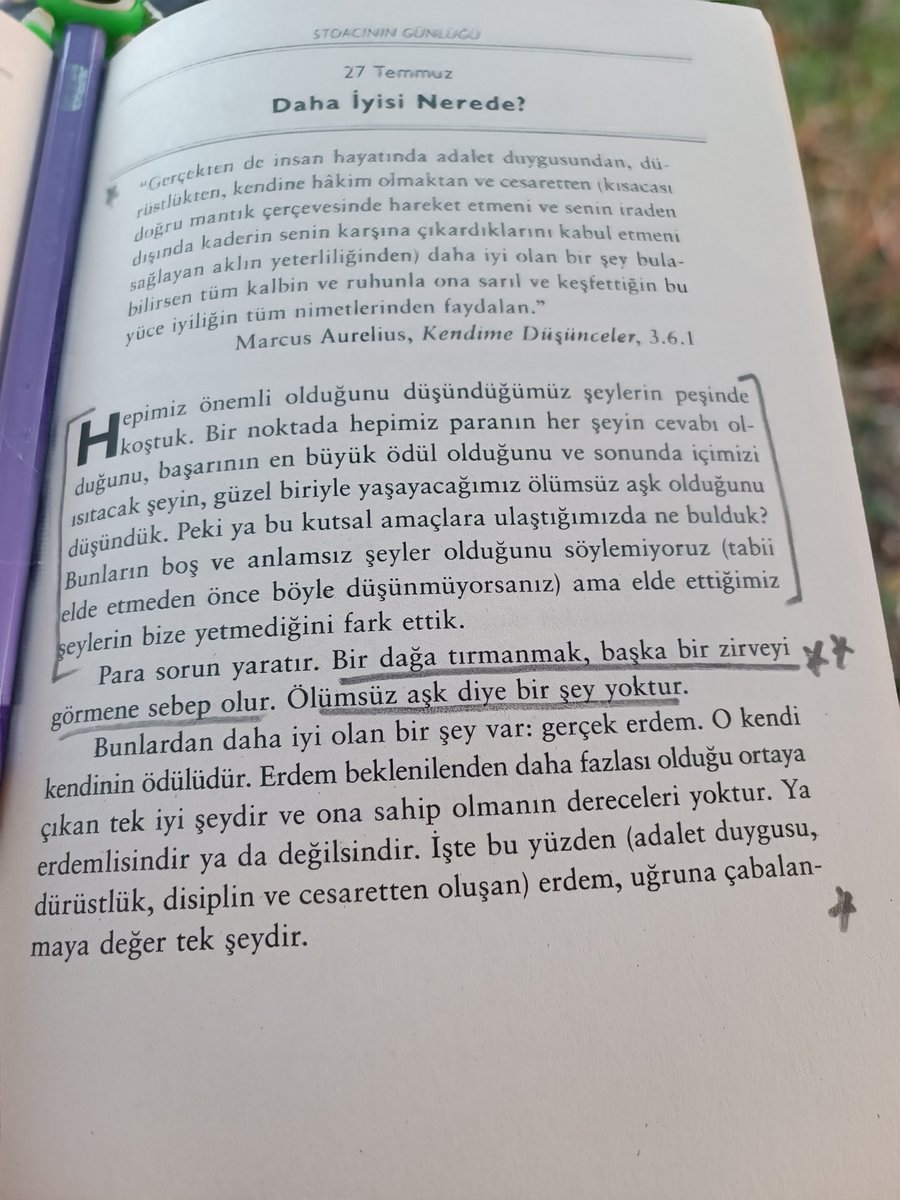 uc2birAyse's tweet photo. Bir dağa tırmanmak, başka bir zirveyi görmene sebep olur.

Kitap: Stoacının Günlüğü
Animasyon: Fantastic Mr. Fox https://t.co/WsbMaONFm2
