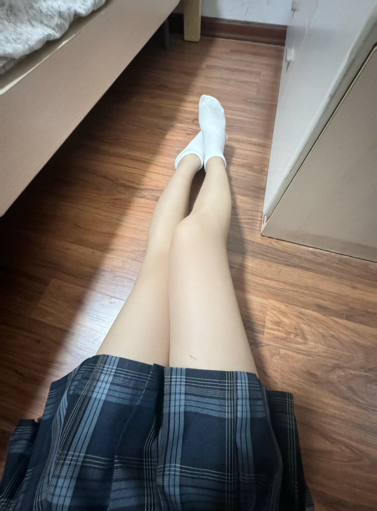 whatever2829's tweet photo. 女大出原味！qq 2172975833 #原味 #原味丝袜 #原味内内 #原味棉袜 #原味袜子 #原味定制 #文胸 https://t.co/iKOPCM6gaj
