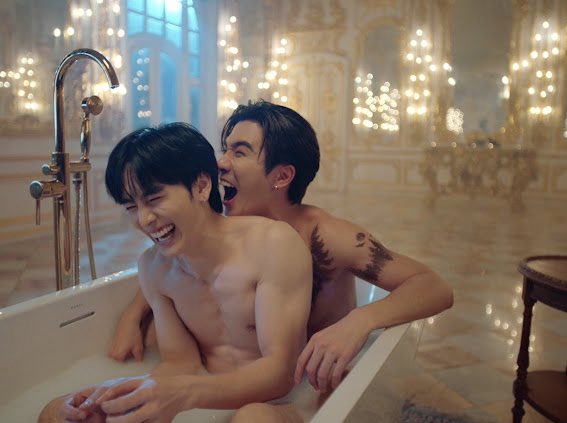 PhuwinOfficial's tweet photo. มันไม่ได้จริงๆคับพี่พีช 555555555 พี่เคียนอยู่อย่างนั้น

❥@phuwintang🍯

#PeachAndMeSeriesFinalEP
#phuwintang https://t.co/URaeLC2ATn
