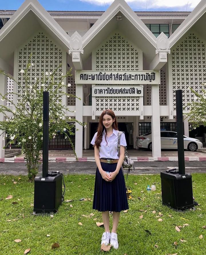 sinlavo75671's tweet photo. 2022                                   2026

#primiily
#น้องพรีมเรียนจบลูกหมีดีใจ https://t.co/fN5YrtrlKM