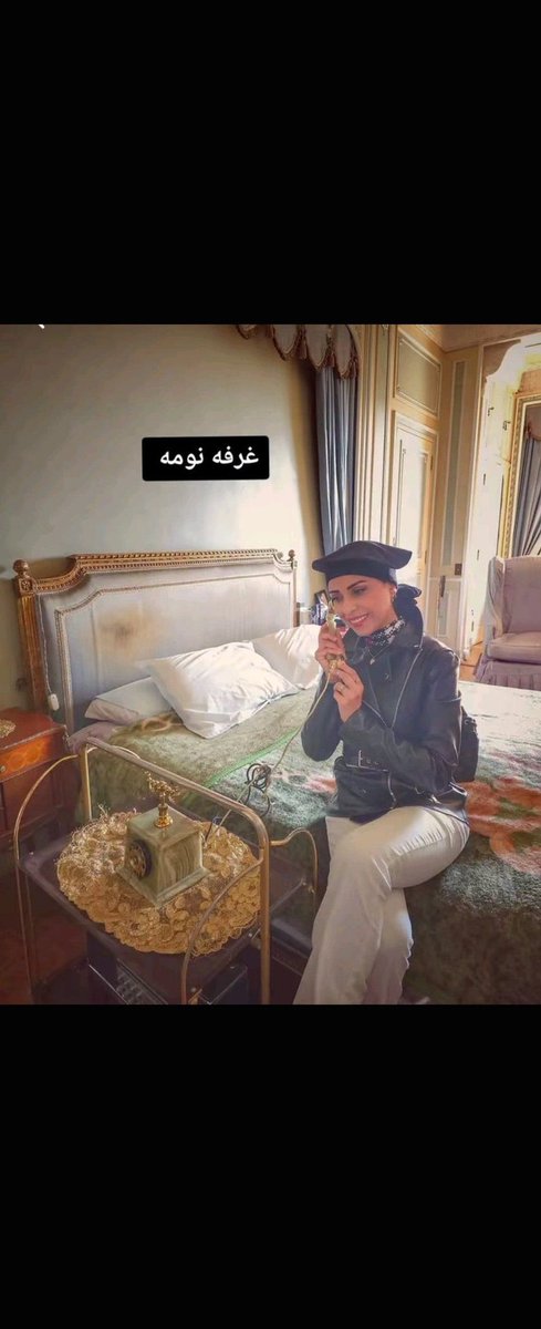 Ahmdalmaimoni's tweet photo. حرمة المكان !؟

ليش محسسنا استاذ فهد ان مسجد ترا بيت فنان بالنهاية لماذا كل هذا التقديس بعدين ترا كل الناس كانت تصور على سريره واللى مصوره المشرف على المكان لو كان ممنوع قاله ممنوع بس اهم حابين يكبرون الموضوع لان كويتي فقط. https://t.co/TnCCJnqCTG