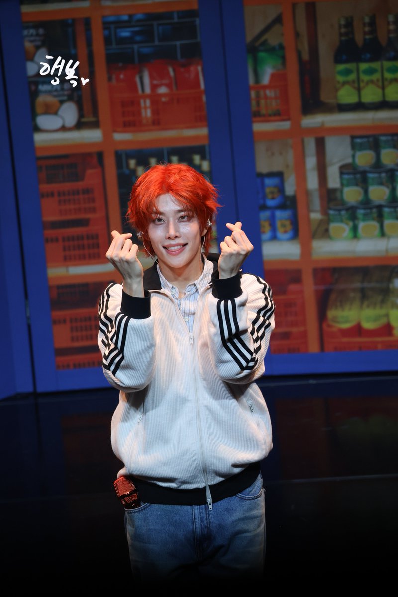mmnnjjss's tweet photo. 사랑스러운 하트하트🧡🧡🧡
#MJ https://t.co/HiPWLI6sy4
