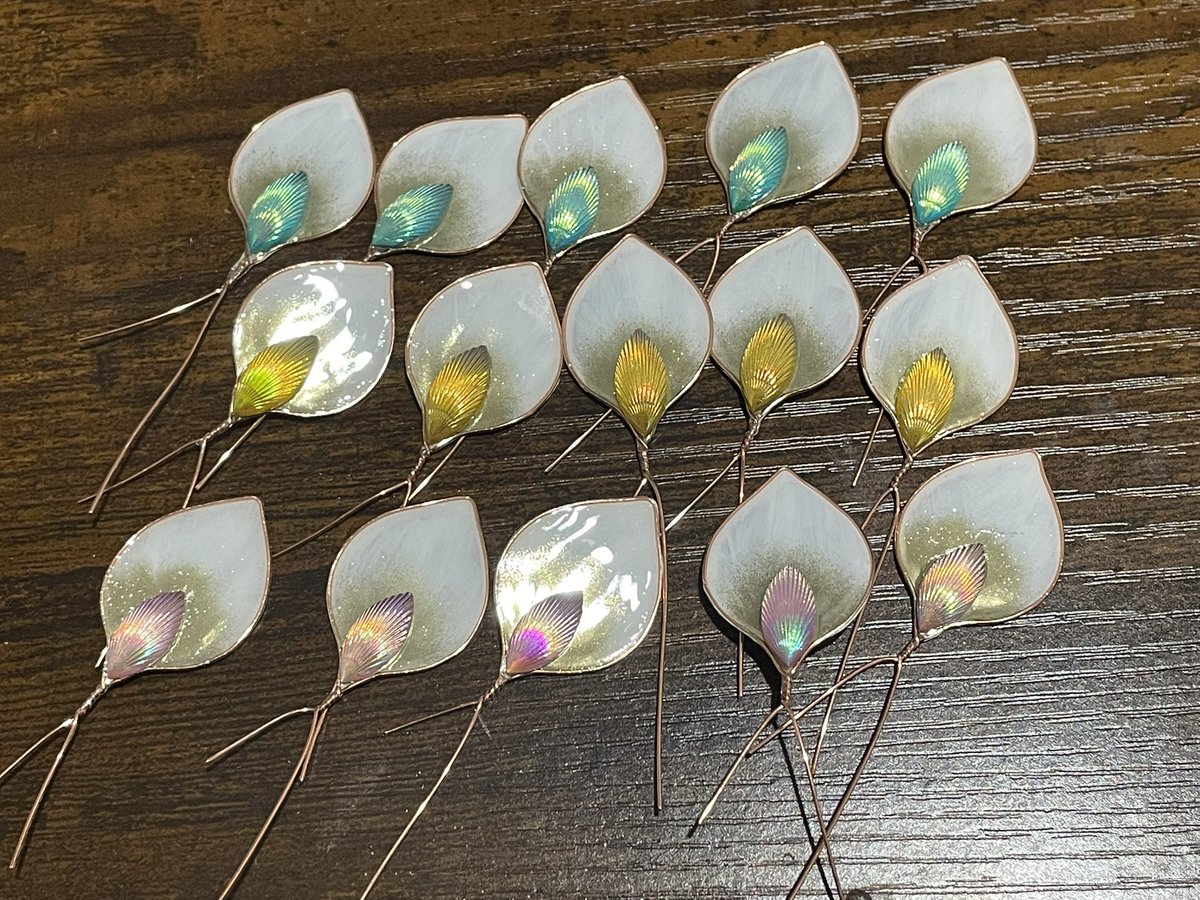 86world417's tweet photo. 8月入っちゃった〜🤣
ウロコ頑張って作ってます〜
通販今しばらくお待ち下さい〜
#ハンドメイド #ディップアート #レジン #86world https://t.co/6470OdmMGj