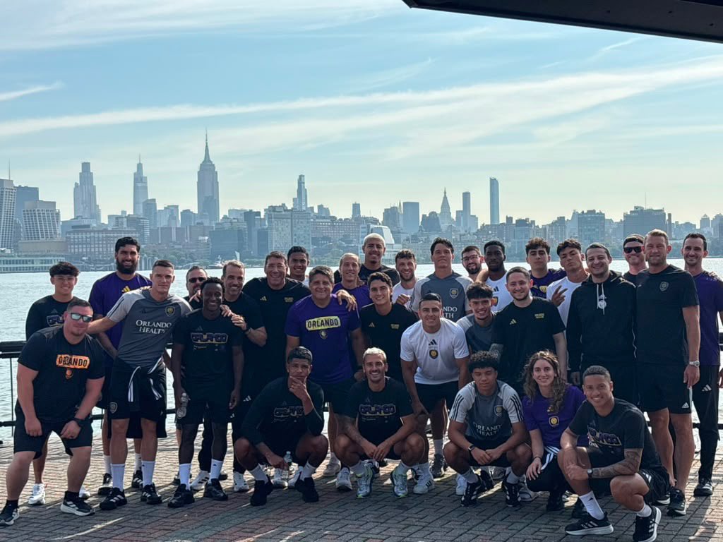 OrlandoCitySC's tweet photo. Squad 🦁 https://t.co/wgSoVRBs4z