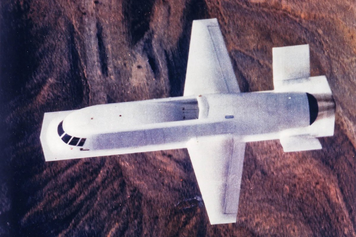 OriginFlight's tweet photo. 🚀 Experimental Saturday

The Northrop Tacit Blue looked strange…

But it helped pave the way for today’s stealth aircraft.

#TacitBlue #AvGeek https://t.co/lEPR62lBcC