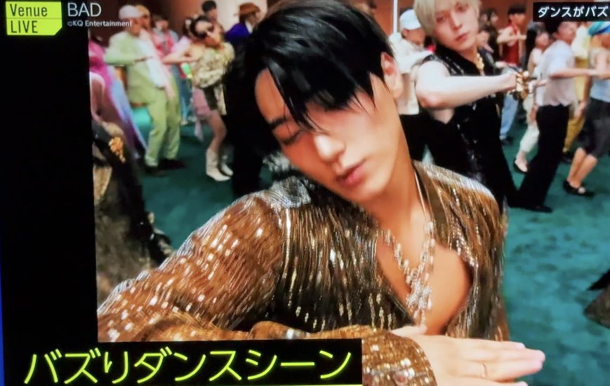 mofumofuwaai's tweet photo. ワイプのチェサンの顔wwww https://t.co/gcMRL9IBFz