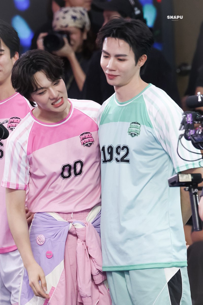 snapwithu's tweet photo. ระวังแม๊วดุ 😾

ZEENUNEW x ZON SUSU
#กีฬาสีซีนุนิวสุดเจ๋ง

「1 AUG : 𝐃𝐌𝐃 𝐒𝐏𝐎𝐑𝐓𝐒 𝐃𝐀𝐘 𝟐𝟎𝟐𝟔 
𝑯𝒊𝒈𝒉 𝑺𝒄𝒉𝒐𝒐𝒍 𝑽𝒊𝒃𝒆𝒔 🏆✨」
#DMDSportsDay2026
#ZeePruk @zee_pruk 
#NuNew @CwrNew https://t.co/C0gq8sjBGn