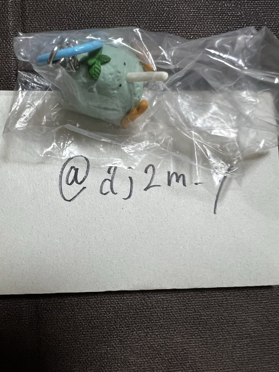 わか tweet media