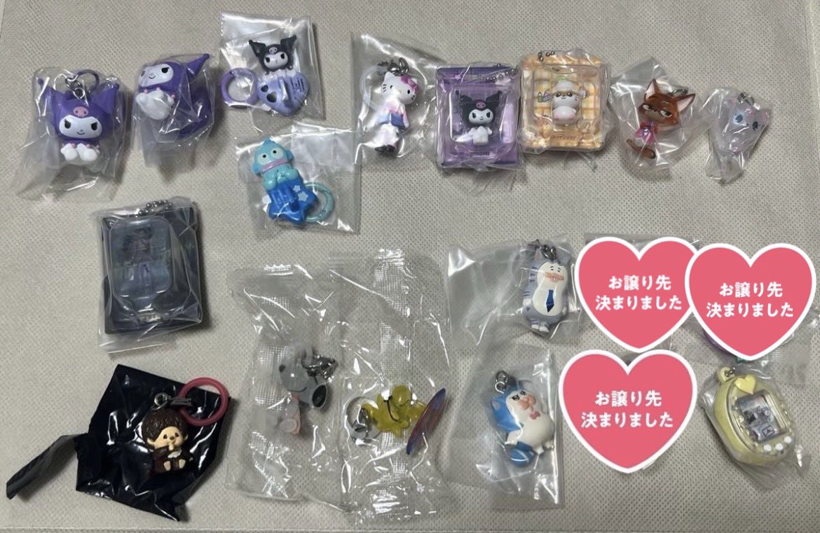 msra_k_y's tweet photo. 【交換希望】STAR WARS たまごっち PEANUTS サンリオ カラとも

【譲】 1枚目

【求】2枚目〜
シュガーバニーズ、モモンガ、メンダコ、けろけろ（クロミ以外）も求めています

川崎手渡しまたは郵送交換📮
物によってはn:1検討します。

お気軽にお声掛けください🙂‍↕️ https://t.co/Yghc44HFuy