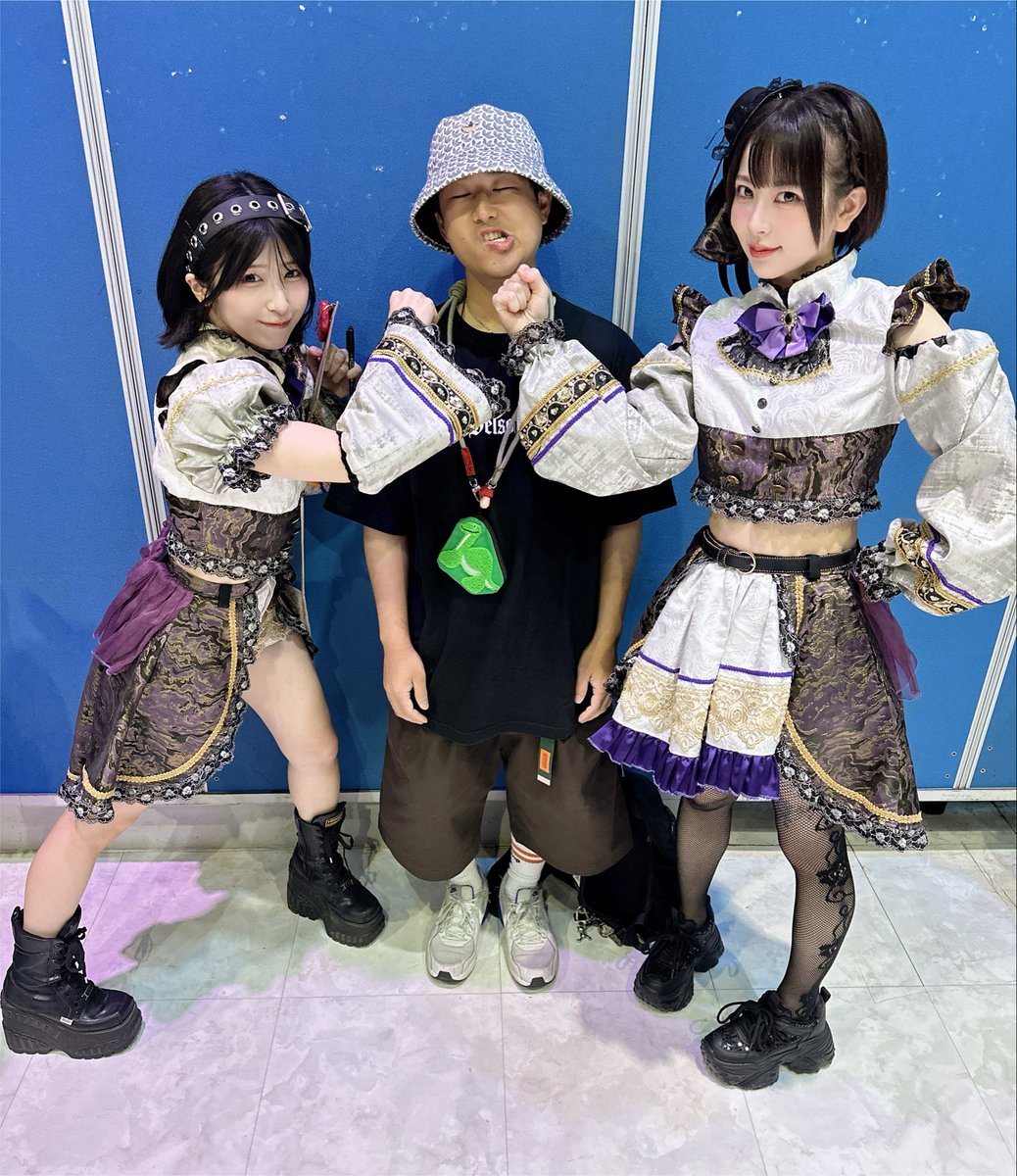 Otanoobs's tweet photo. 今日は大吉でした
とても幸せな3ショット

絶対にら幸せな3ショットなんです

#ききとの最強最高記録 
#うたたねあくび https://t.co/gnnt402beh