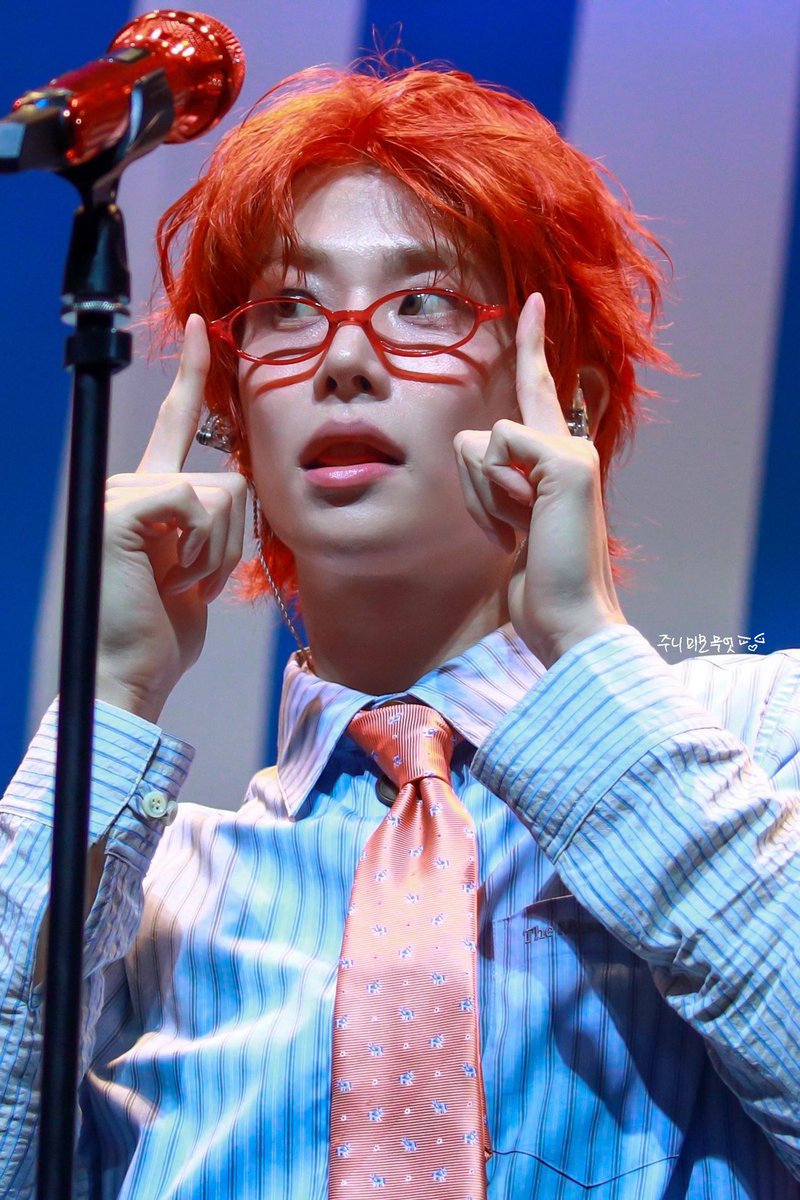 MJ__heart's tweet photo. 260801 MJ 팬미팅 <The Hangout> 

블러셔도 넘예뿌😘🧡

#엠제이 #MJ #김명준 #아스트로 #ASTRO https://t.co/8dxov90kKK