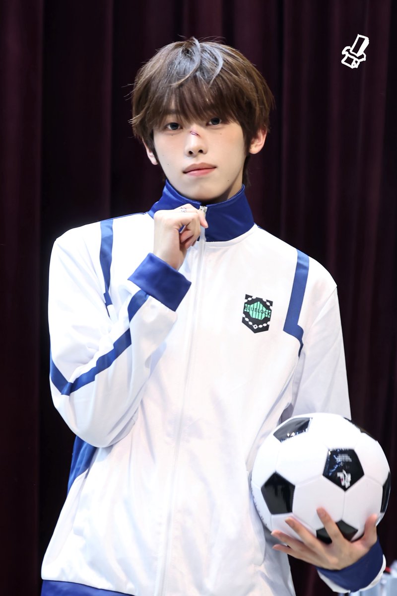 stillminevv's tweet photo. 260731
#idntt #아이덴티티 #양경호 #yanggyungho https://t.co/Wii3g96nfL