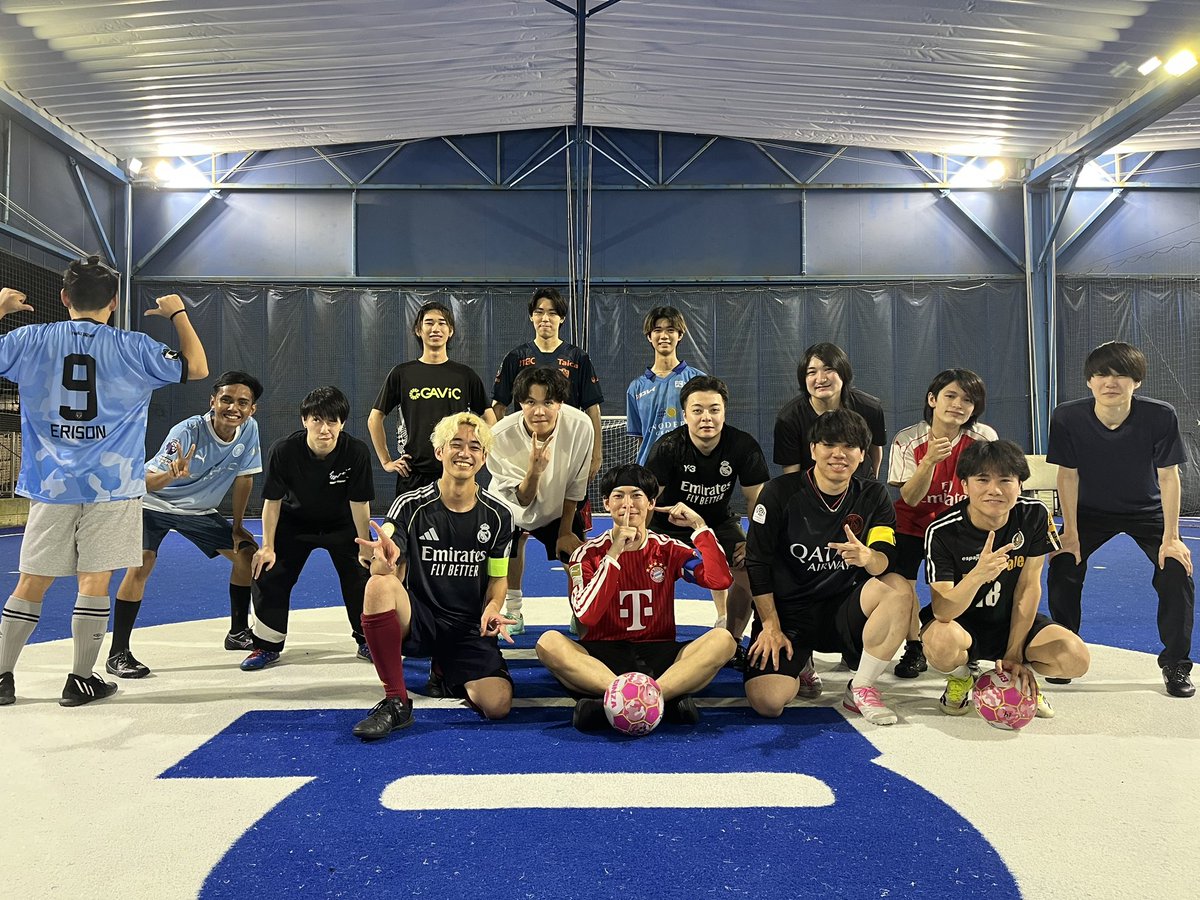iza_1999_47's tweet photo. ⚽️完全プライベートフットサル⚽️

《今日は蹴ります。vol.1》

皆様ありがとうございました！！
夏一番汗かいた！！サイコーー！！！

#今日蹴り https://t.co/CwtOF74SGu