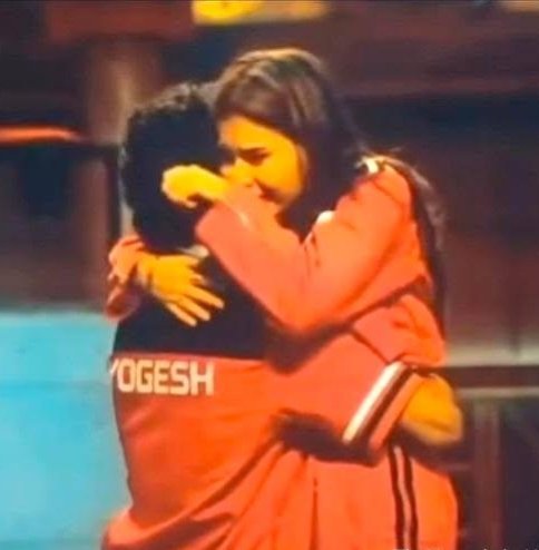 bluerayson's tweet photo. Oh my babies 😭💔

#Yoganksha https://t.co/4SdtzXwN48