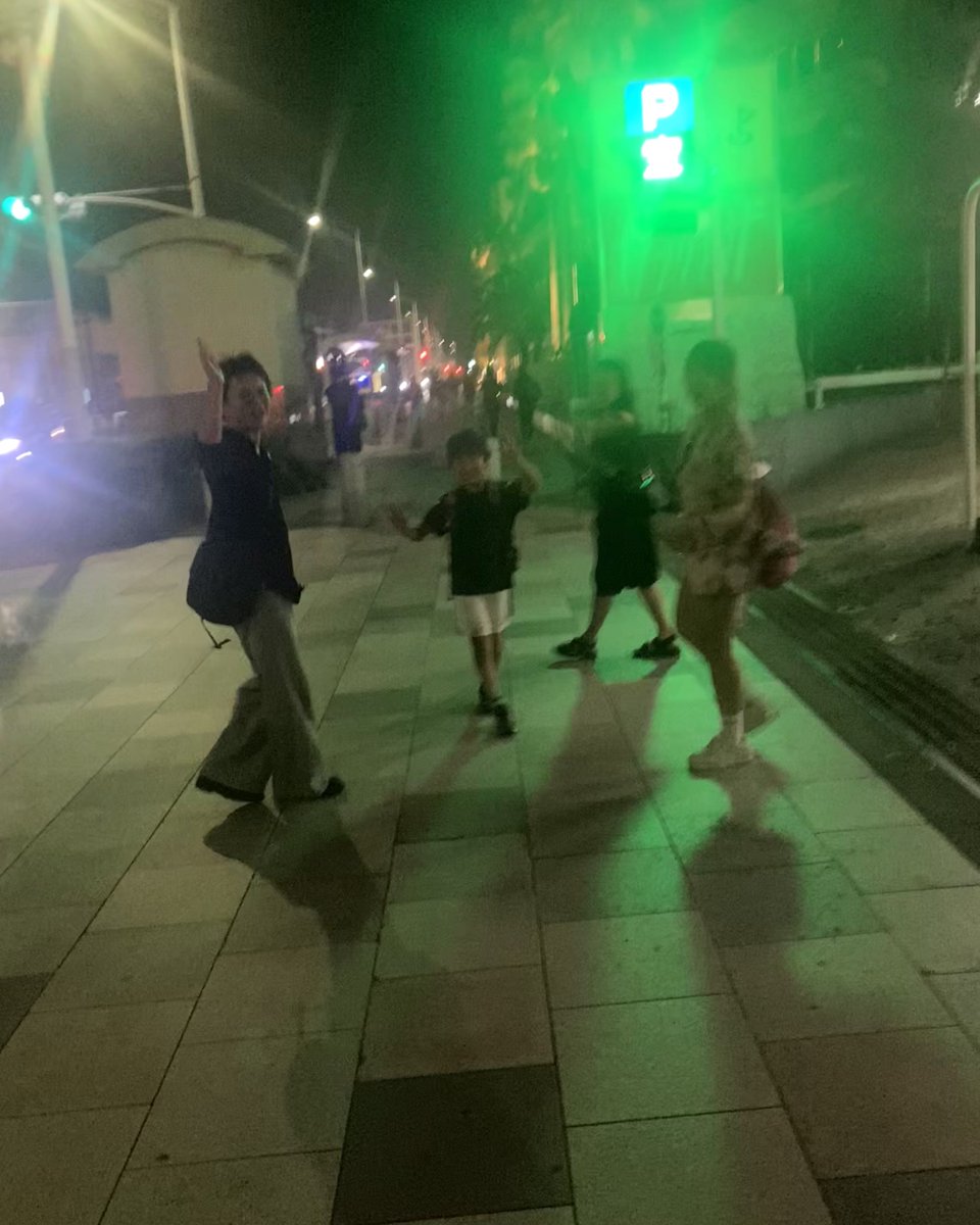 soka_ippai's tweet photo. えのすいに家族で行った。めちゃくちゃ楽しかった🦭近況も聞いた。みんな各々の場所で頑張ってた

そこに創価か否かの差分はもちろんなくて、生身の人間が一生懸命に現実と戦っている。そのことが尊いと思う

仏法者である私が、みんなの分も必死に信行学やって福運を積んで全員幸せにするぞと再決意🔥 https://t.co/RoLBmiNajM