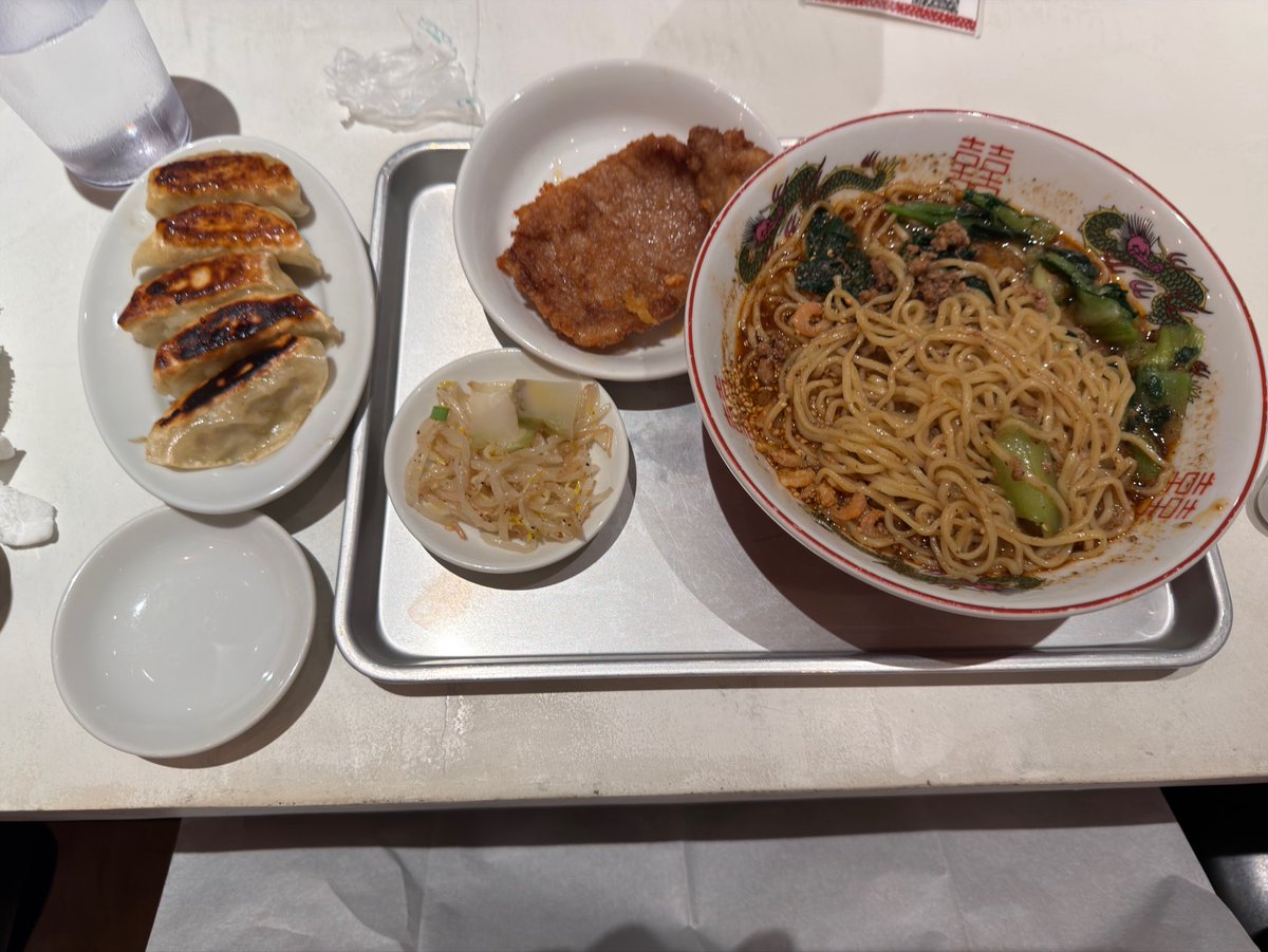 _taruru's tweet photo. @kanaruhanon 晩飯は鮭のちゃんちゃん焼きっぽいものを作って食べたけど写真撮り損ねてる！！代わりに昨日今日のを纏めときますね！ https://t.co/7TDhLaDs6W