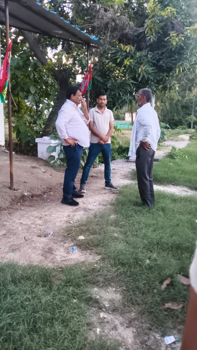 AnilKumarYada_v's tweet photo. कैसरगंज कार्यालय पर अपनों के साथ सुखद मुलाकात एवं संवाद 

आपका अपना 
अनिल कुमार यादव 
जिला उपाध्यक्ष समाजवादी पार्टी बहराइच 
#288_‌विधानसभा_क्षेत्र_कैसरगंज https://t.co/ZX3xN0Uuih