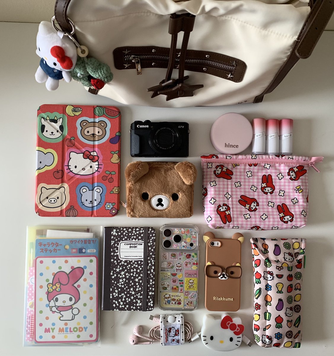 marauisxx's tweet photo. What’s in my bag 👨🏻‍🌾💭 https://t.co/jwb6ltrBZf