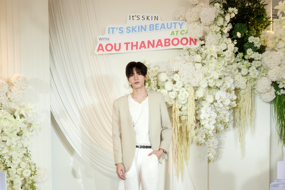 ItsSkinTH's tweet photo. ทางแบรนด์ฯ ขอขอบคุณ🙏 คุณ @tnbau1 สำหรับกิจกรรม 
It’S SKIN Beauty at café with Aou Thanaboon✨ในวันนี้มากๆนะคะ ร่วมสร้างความทรงจำอันแสนพิเศษ ให้กับผู้ร่วมงาน🙂 และขอบคุณทุกๆ ท่านที่ร่วมสนับสนุนกิจกรรมในครั้งนี้ด้วยค่ะ🙏🙂

#ITSSKINxAouThanaboon #aou_tnbknr
#ITSSKIN #ITSSKINThailand
#DrSaversSerum #เซรั่มกู้ผิว
#BifidaSilky #CicaComfort #VitaGlow #PDRNRevital #HyaluronicHydro