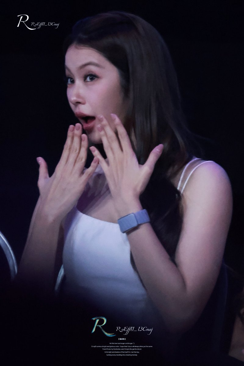 RoEff11_13Cmaj's tweet photo. 𝟐𝟎𝟐𝟔.𝟖.𝟏 | ~ 
🤟🏻😲👐🏻😛💪🏻

NAMTANFILM GR SINGAPORE 
#GirlRulesFMinSingapore #น้ำตาลฟิล์ม
#namtanfilm https://t.co/Fx5hqgo7FH