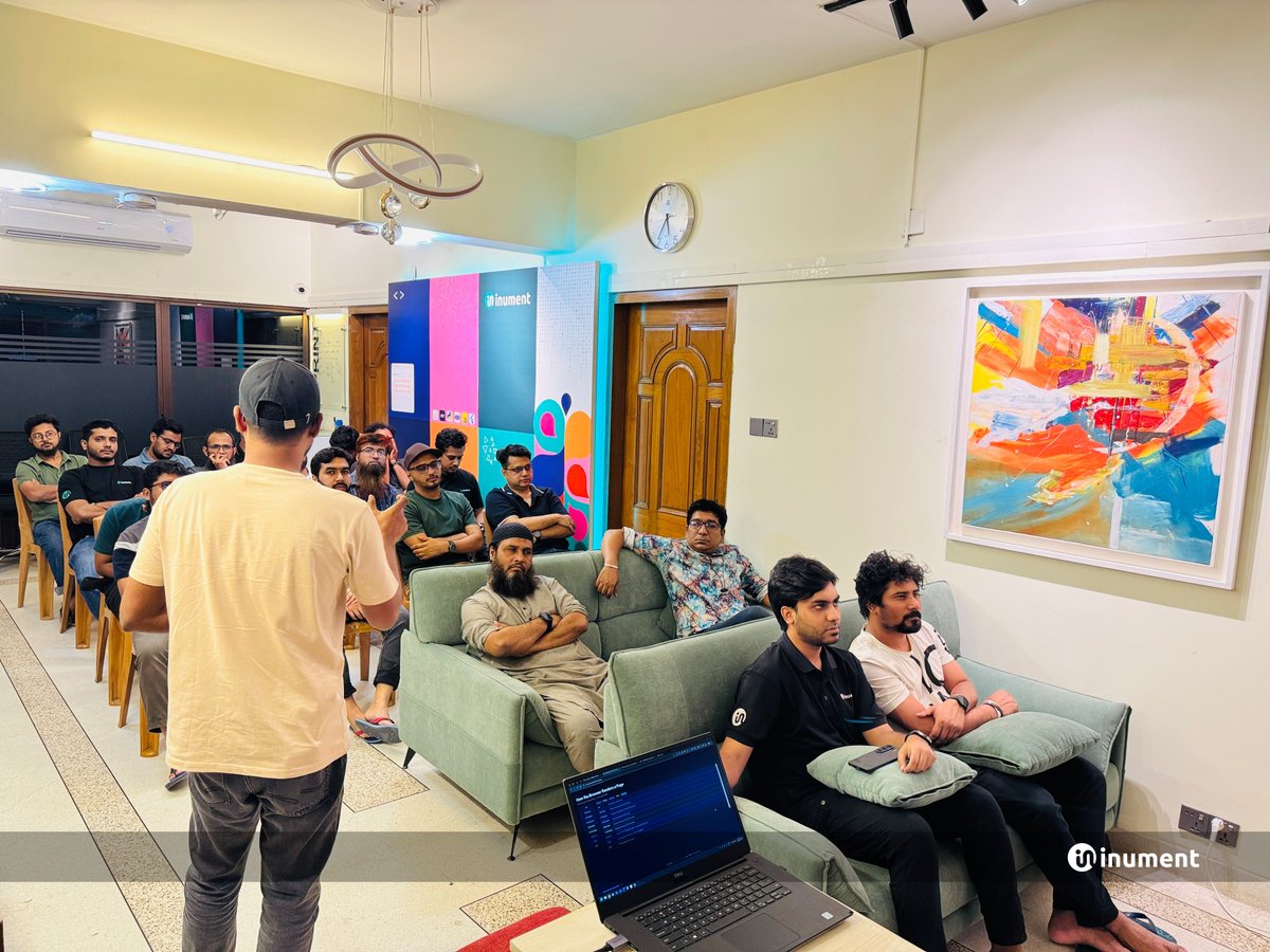 inument's tweet photo. 𝗚𝗿𝗲𝗮𝘁 𝗰𝗼𝗱𝗲 𝗯𝘂𝗶𝗹𝗱𝘀 𝗳𝗲𝗮𝘁𝘂𝗿𝗲𝘀. 𝗚𝗿𝗲𝗮𝘁 𝗮𝗿𝗰𝗵𝗶𝘁𝗲𝗰𝘁𝘂𝗿𝗲 𝗯𝘂𝗶𝗹𝗱𝘀 𝘀𝗰𝗮𝗹𝗮𝗯𝗹𝗲 𝗯𝘂𝘀𝗶𝗻𝗲𝘀𝘀𝗲𝘀.

#LifeAtInument #KnowledgeSharing #FrontendArchitecture #SoftwareEngineering #Microfrontends #EngineeringExcellence #GrowthMindset https://t.co/akderepGBs