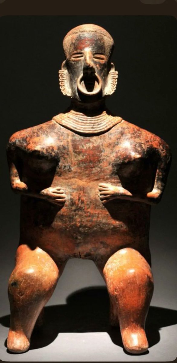CaliDreamART's tweet photo. Laughing Woman
earthenware, slip paint
c. 100 BCE to 250 CE
Ixtlán del Río style
Protoclassic period
Nayarit culture
Western Mexico
#handmade #art #sculpture #ancientart #laughingwoman #IxtlándelRío #protoclassic #nayaritculture #shafttomb #burial #precolumbian #mesoamerica https://t.co/ADM8qgbmED