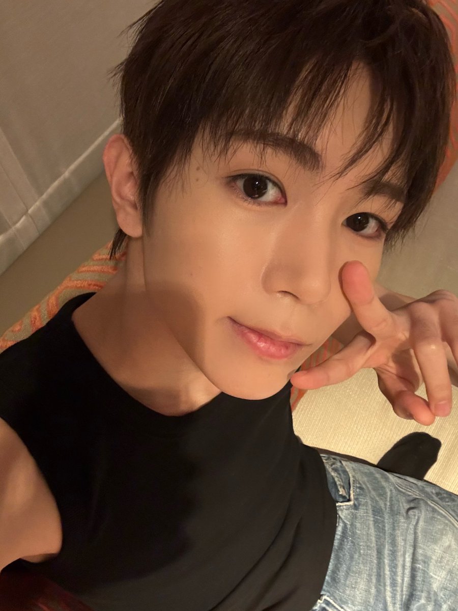 RYOism0804's tweet photo. 아 제발 https://t.co/fMofNkhFvR