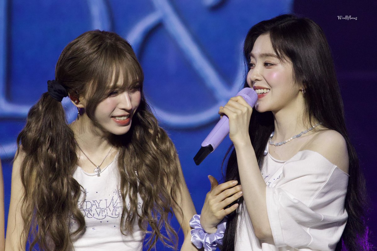 wenllifluous's tweet photo. 260801 A Day in Red &amp; Velvet Day 2
🐶🐰

#아이린 #IRENE
#웬디 #WENDY
#레드벨벳 #RedVelvet https://t.co/k7rEcGZtXZ