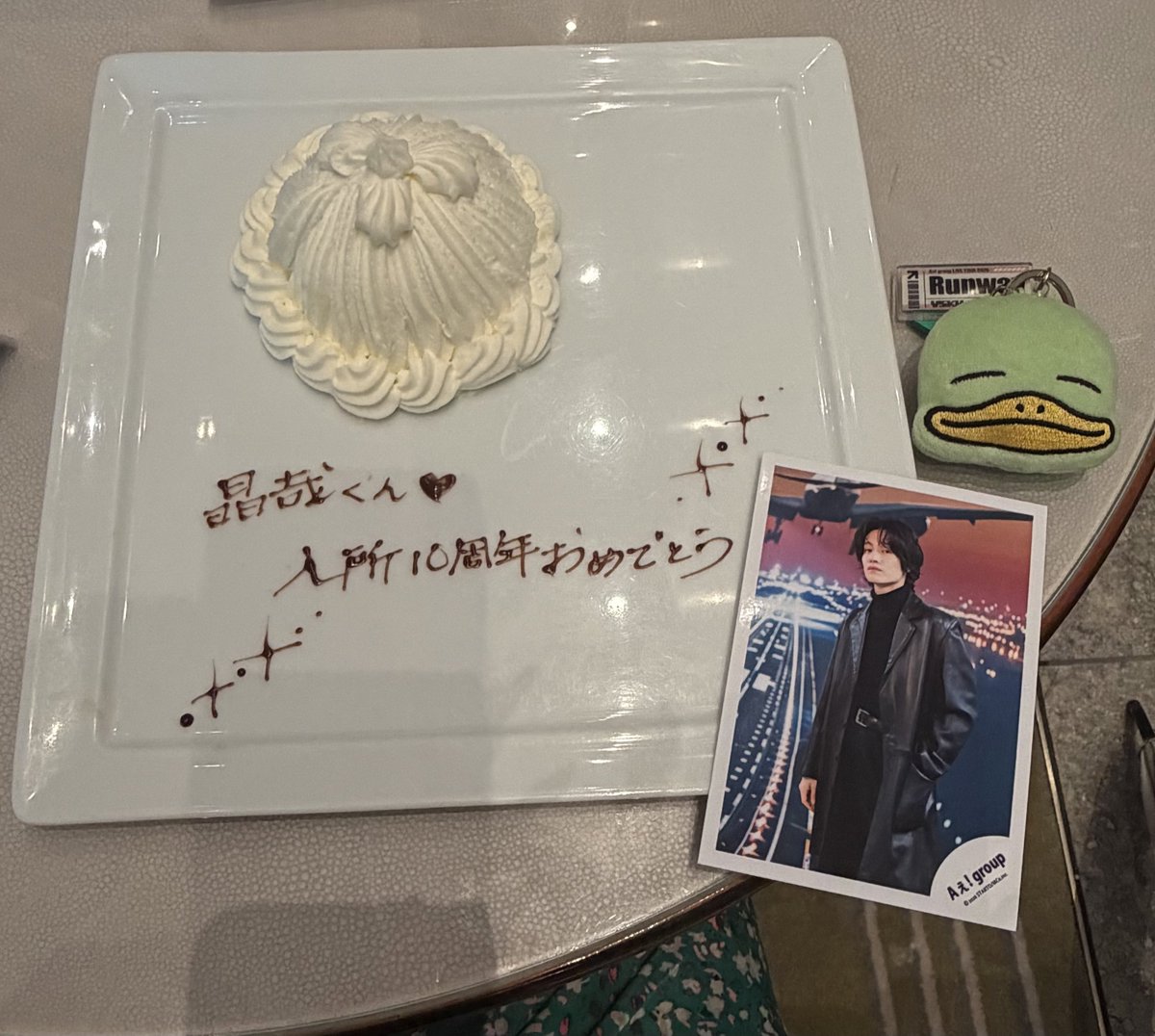 pupu0313yaiya's tweet photo. #佐野晶哉入所10周年 
アイドル10周年おめでとう🥂
佐野担になって5年、晶哉くんの好きなところが毎日増えていって会う度幸せで、こんなに素敵な人に出会えて毎日幸せですᐡ ̳ᴗ  ̫ ᴗ ̳ᐡ
アイドルを続けくれてありがとう。
これからも晶哉くんの好きなこと、やりたいこといっぱい出来ますように💫 https://t.co/LEpFAmImDc