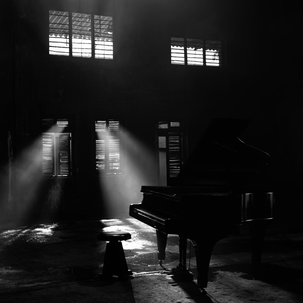 AdnanSamiLive's tweet photo. The thrill &amp; joy of creating something new. https://t.co/I9gb0W3OgI