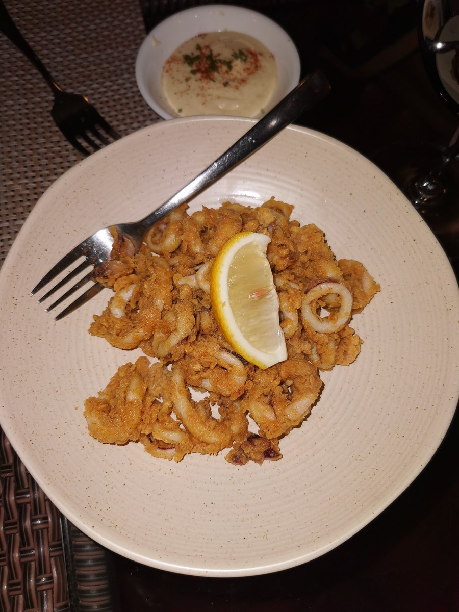 jojopollack's tweet photo. #Balesin #CostaDelSol #Dinner #PaellaNegra #BakedFish #SpicyShrimp #Calamares https://t.co/6DcKlNrBAM