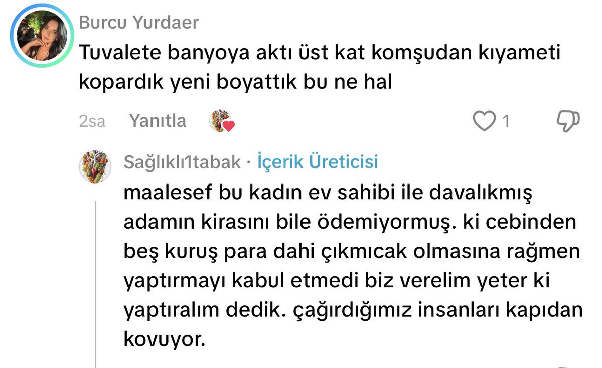 aykiri's tweet photo. Üst kat komşusu yüzünden hayatı adeta cehenneme dönen vatandaş, evinin hâlini paylaşarak yardım istedi.

Üst kattaki tesisat arızası nedeniyle evini su bastı, evi böceklendi. Yaşadıklarını görüntüleriyle anlattı.

Yaşananların ardından birçok resmî kuruluşla irtibata geçen vatandaş, sonuç alamadığını söyledi. Üst kat komşusunun tamircileri bile evine almadığını öne sürdü.