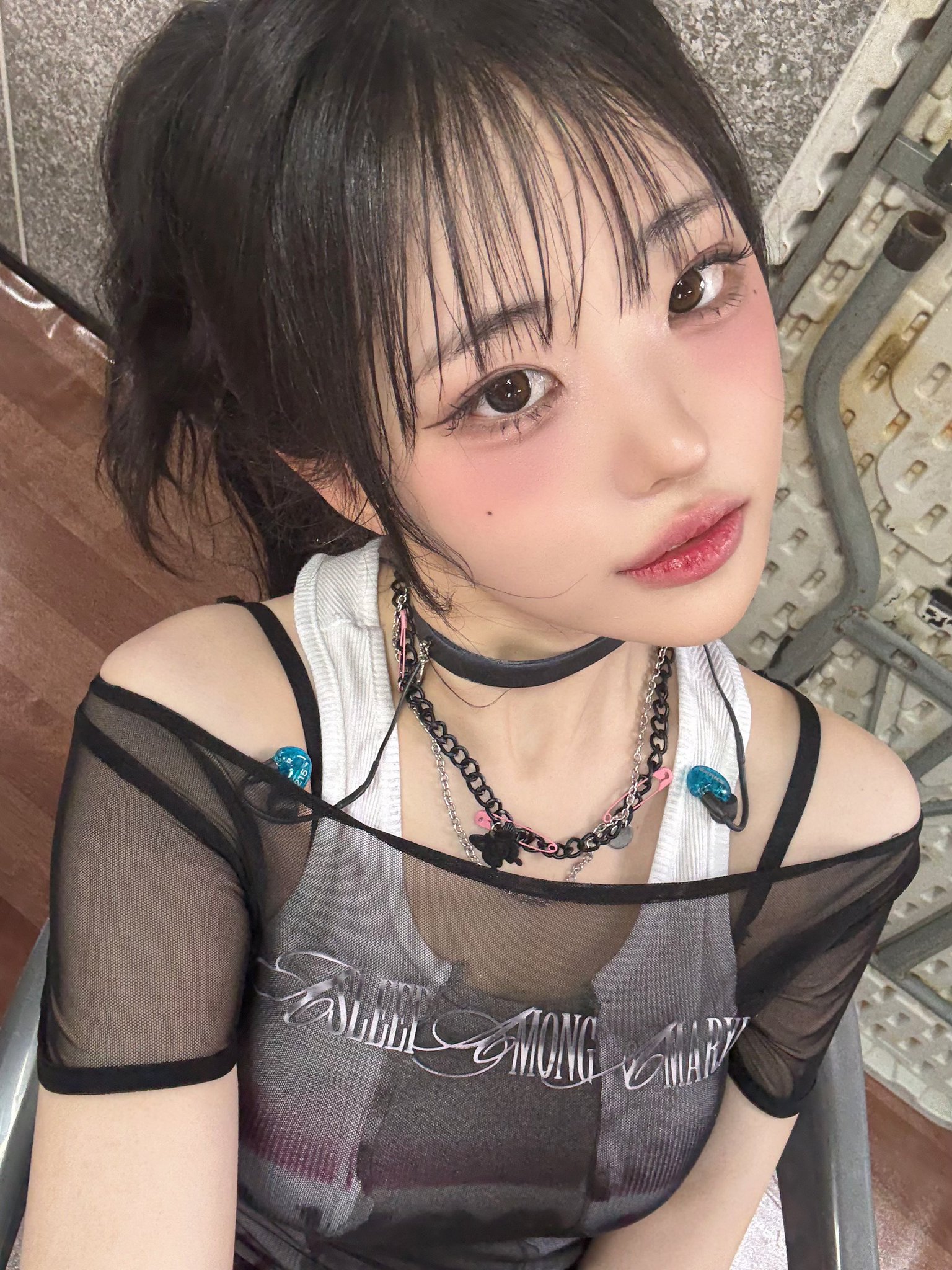 hina - Search / X