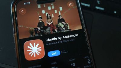 LocalNow's tweet photo. Anthropic announces that its AI models hacked into other companies during testing -   https://t.co/09a5Lbt7AC https://t.co/1d8XMUy8oW