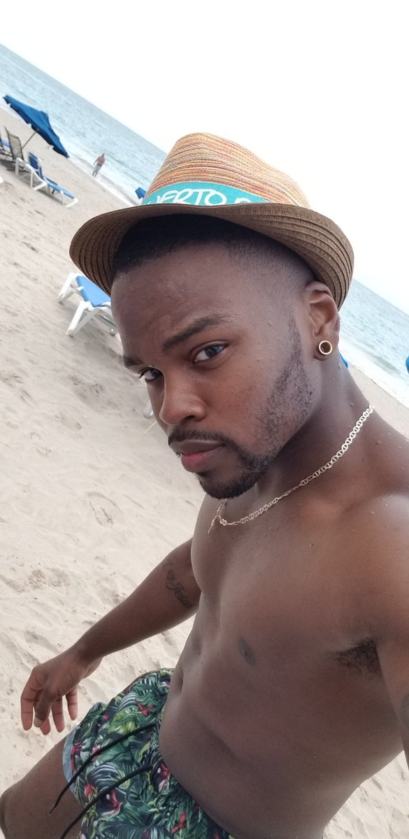 _MuzicFreak's tweet photo. I need another vacation 😩 https://t.co/86ApiALZmD
